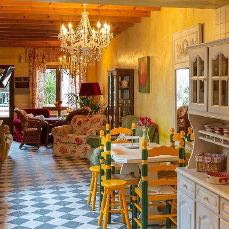 Castronuno Beautiful Alamedas - Una Casa Rural Con Una Historia Unica מראה חיצוני תמונה