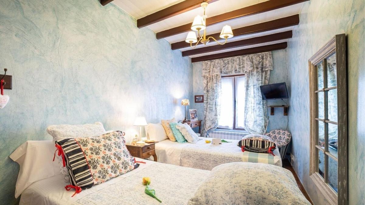 Castronuno Beautiful Alamedas - Una Casa Rural Con Una Historia Unica מראה חיצוני תמונה