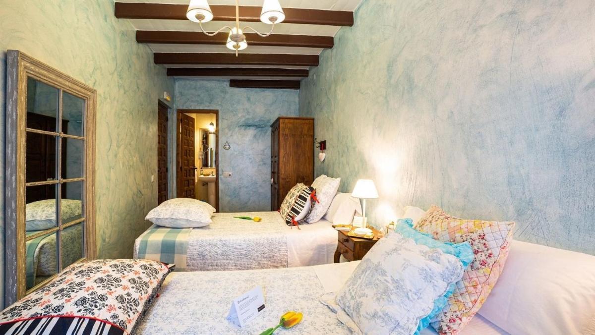 Castronuno Beautiful Alamedas - Una Casa Rural Con Una Historia Unica מראה חיצוני תמונה