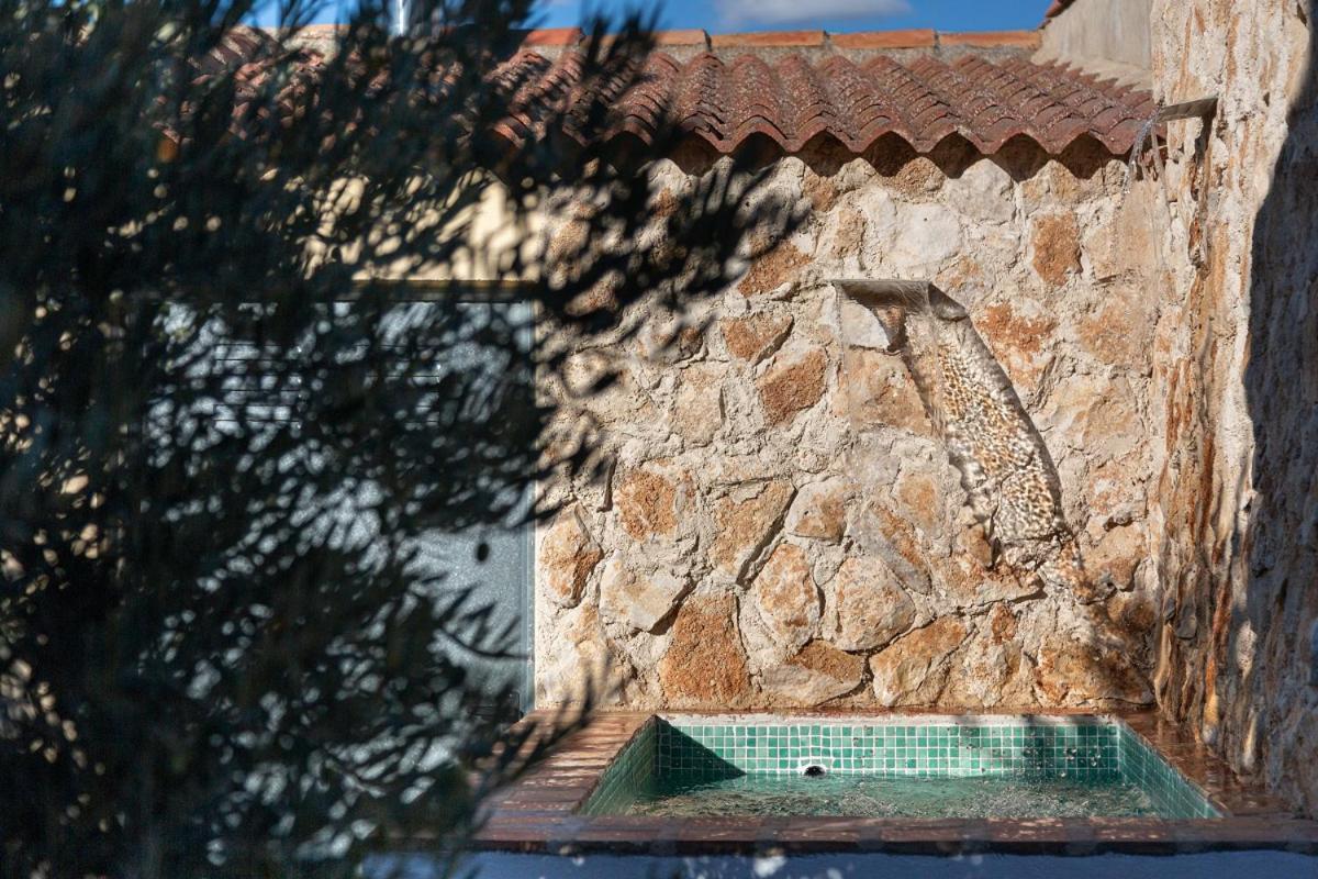 Castronuno Beautiful Alamedas - Una Casa Rural Con Una Historia Unica מראה חיצוני תמונה