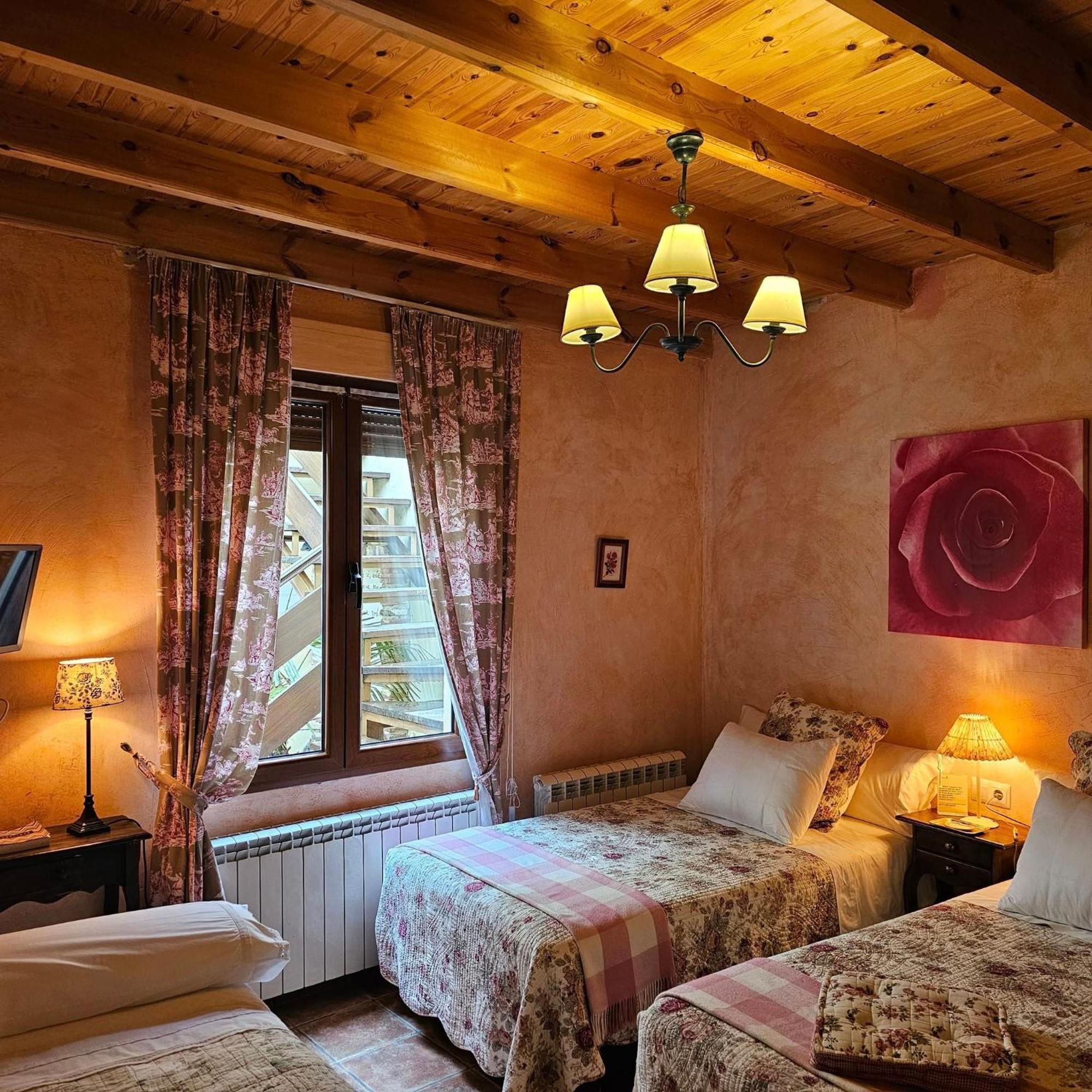 Castronuno Beautiful Alamedas - Una Casa Rural Con Una Historia Unica מראה חיצוני תמונה